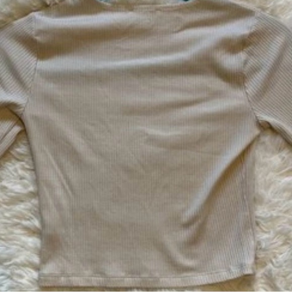 Reformation Beige Cropped Knit Top Short Sleeve Fitted Minimalist Sustainable XS - Picture 5 of 9